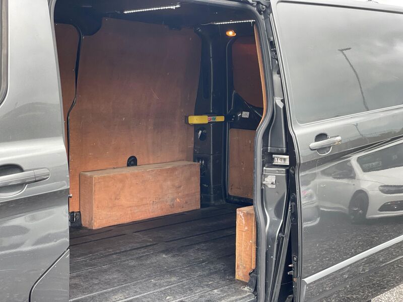 FORD TRANSIT CUSTOM