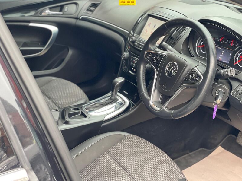 VAUXHALL INSIGNIA