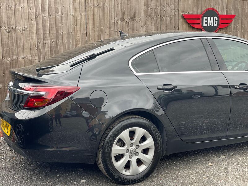 VAUXHALL INSIGNIA