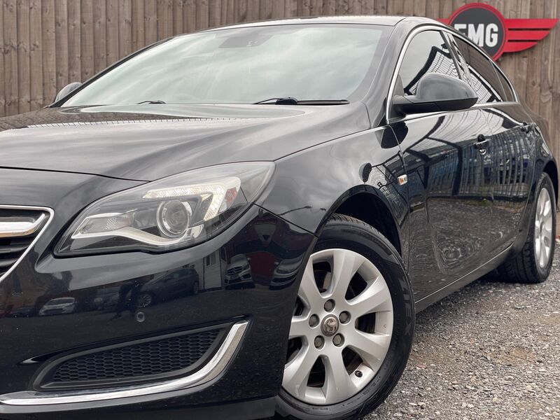 VAUXHALL INSIGNIA
