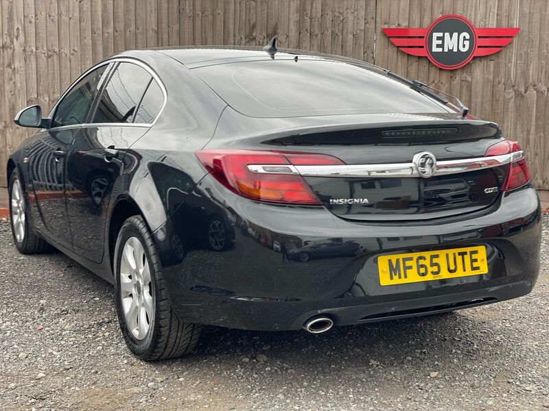 VAUXHALL INSIGNIA