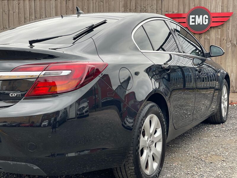 VAUXHALL INSIGNIA