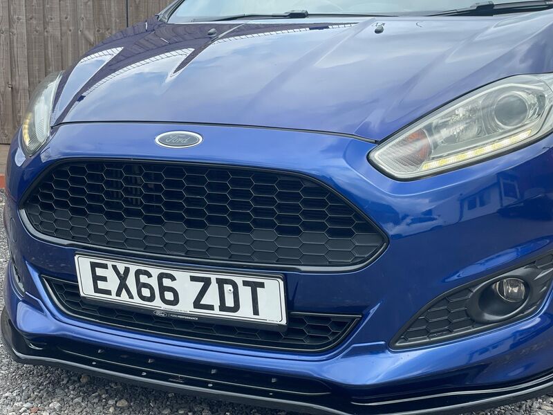 FORD FIESTA