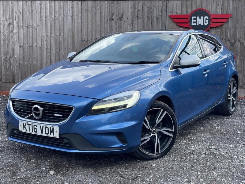 VOLVO V40