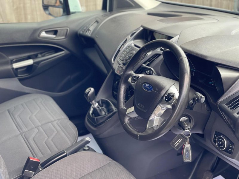 FORD TRANSIT CONNECT