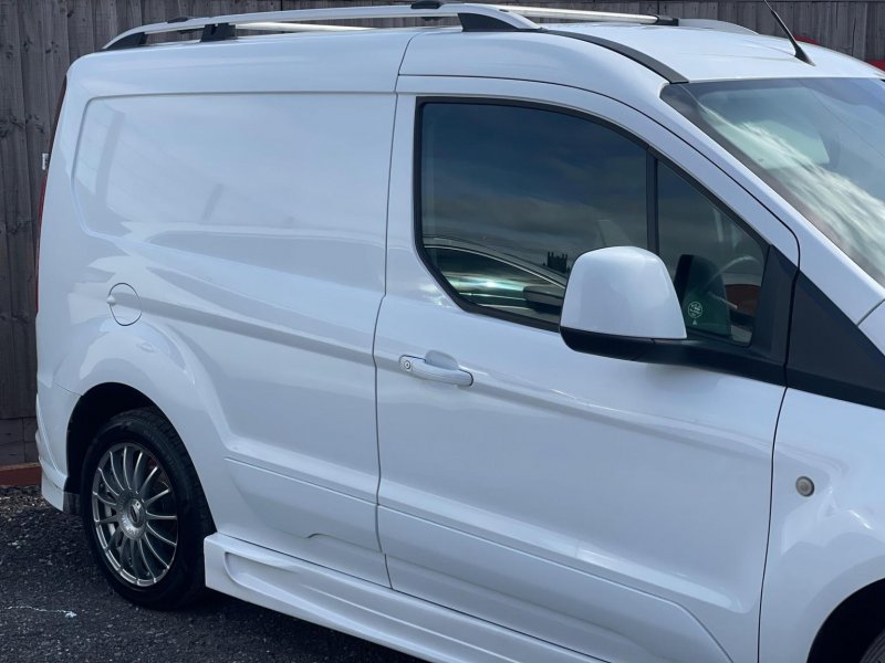 FORD TRANSIT CONNECT