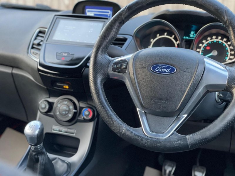FORD FIESTA