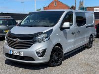 VAUXHALL VIVARO