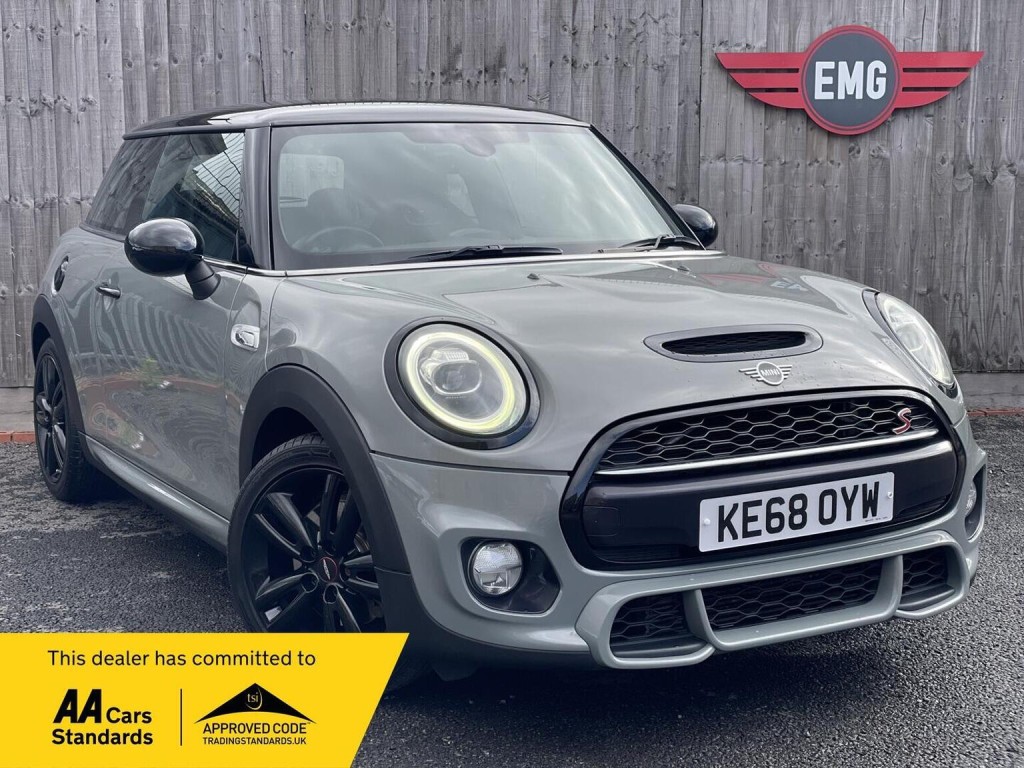 2018 MINI HATCH
